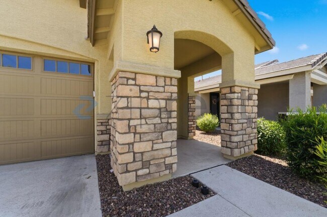 Photo - 9219 W Sells Dr