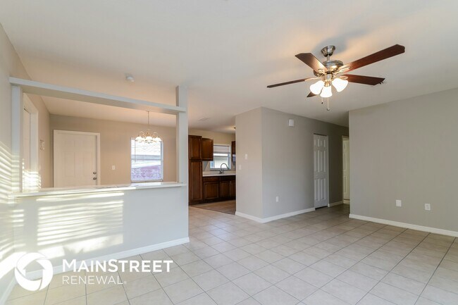 Photo - 1706 17th Ave Dr E