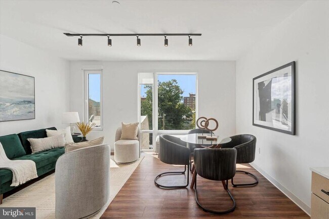 Photo - 4240 Chestnut St Unit 505