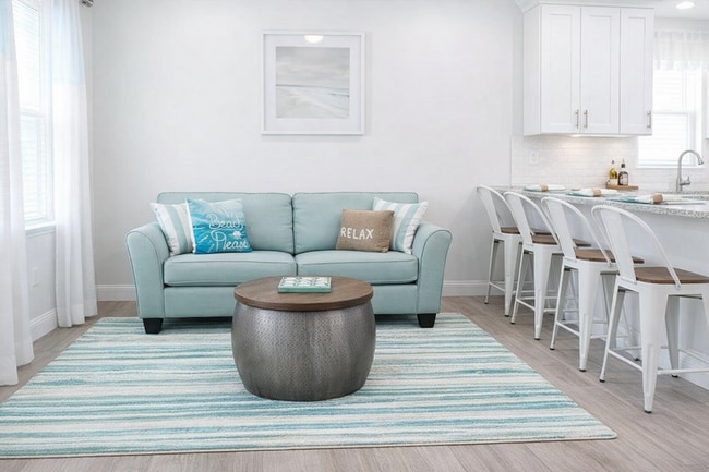 Photo - 2682 Nokomis Ave