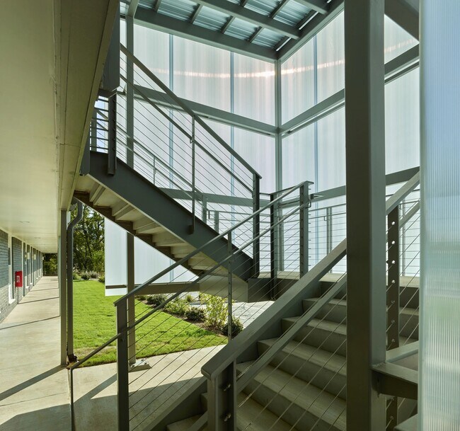 Stairs to 2nd Level - Modern 1540