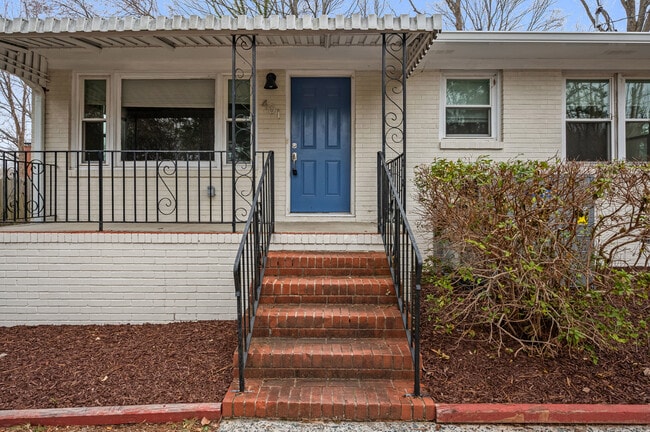 Photo - 401 Moline St