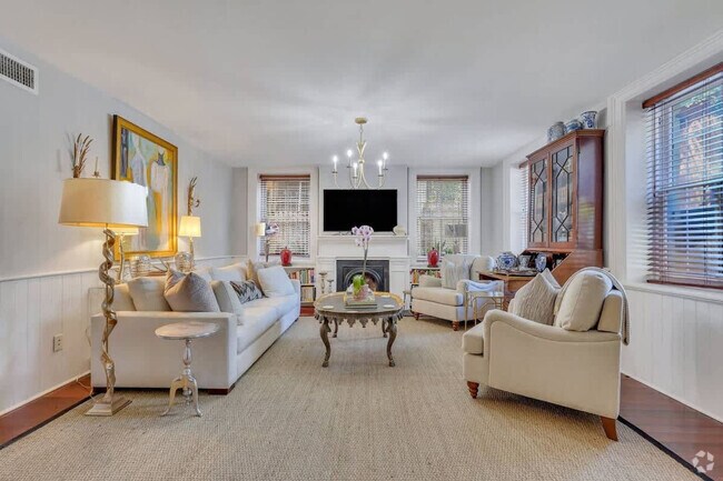Building Photo - 9 W Gordon St Unit ID1244822P Rental