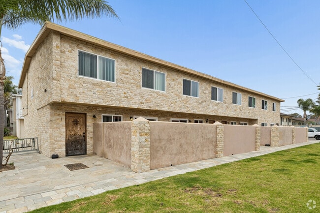 6656 Picasso Rd Unit 3
