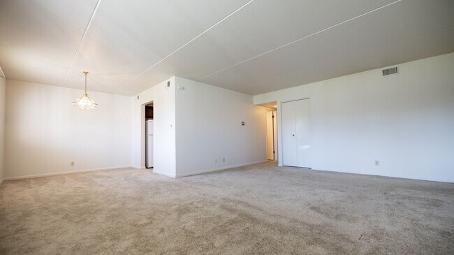 Photo - Craigdell Gardens