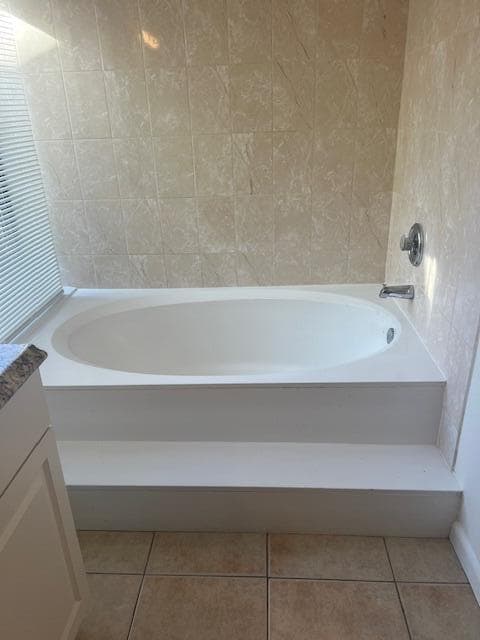 Photo - 641 Executive Center Dr