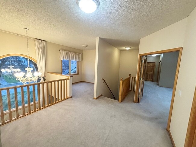 Photo - 15014 Valley View Pl