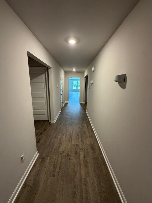 Photo - 9122 Torrington Ln
