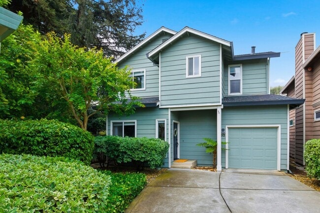 Photo - Contemporary 2 Bed, 2.5 Bath Home in North Napa