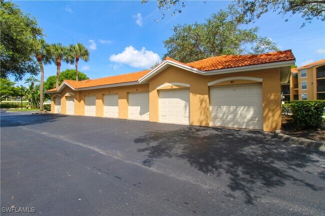 Photo - 8659 River Homes Lane Unidad 1108