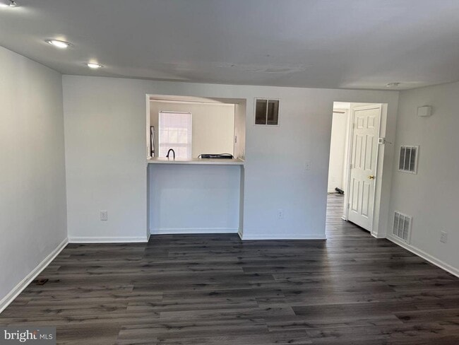 Photo - 45414 Gable Square