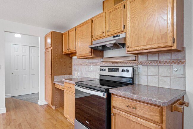 Photo - Beautiful 3-Bedroom Home with Large Fenced Yard – Available Now!