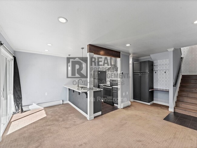 Photo - 512 E Monroe Dr Unit D427