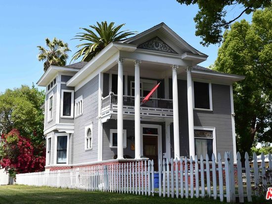 Residencia TKE - 695 N Main St Unidad Bedroom 1