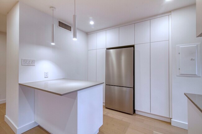 Photo - 3555 Chem. de la Côte-des-Neiges Unit 816