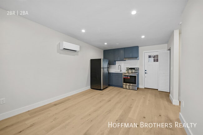 Photo - 649 N Spaulding Ave Unit 1/4