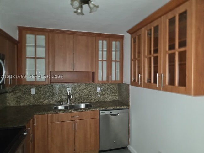 Photo - 7300 NW 17th St Unit 408