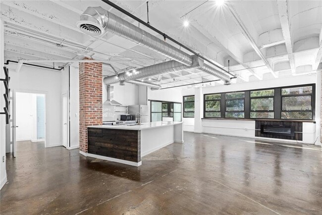 Building Photo - 878 Peachtree St NE Unit 302