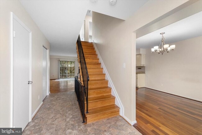 Photo - 5052 Cliffhaven Dr