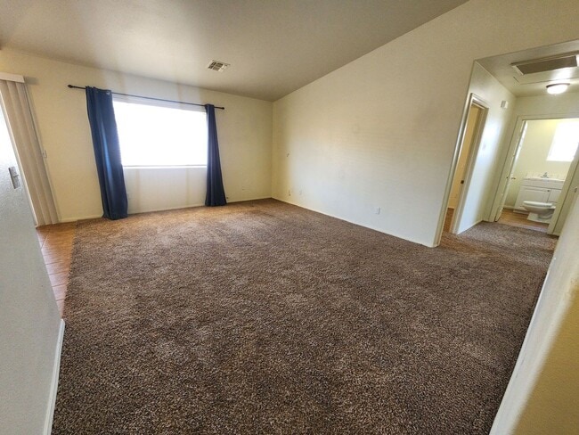 Photo - Beautiful 3 bedroom  2 bath