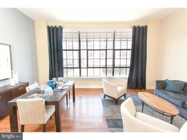 Photo - 600 N Broad St Unit 503