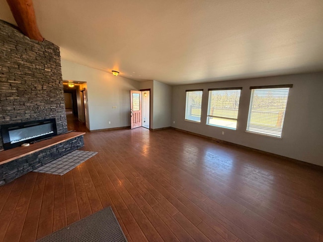 Photo - 2550 NW Coyner Ave