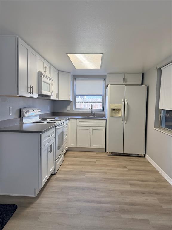 Photo - 8437 Luray Dr