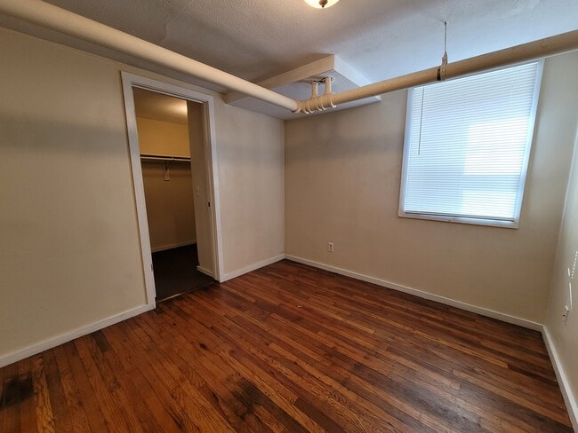 Fry 14 Bed 2 - Fry Street Station