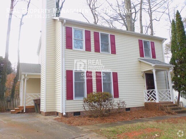 Building Photo - *Move In Special* Lovely 3 Bedroom/2.5 Bat... Rental