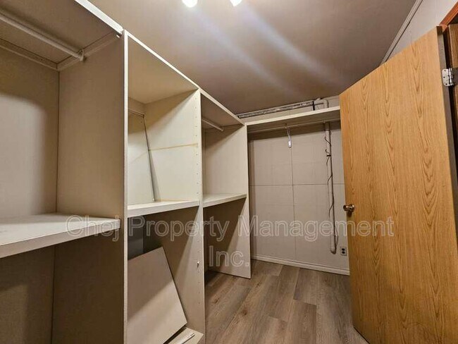 Photo - 14723-14787 87 Ave NW Unit B