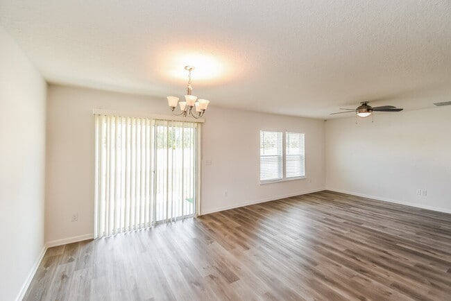 Photo - 7573 Sunnydale Ln