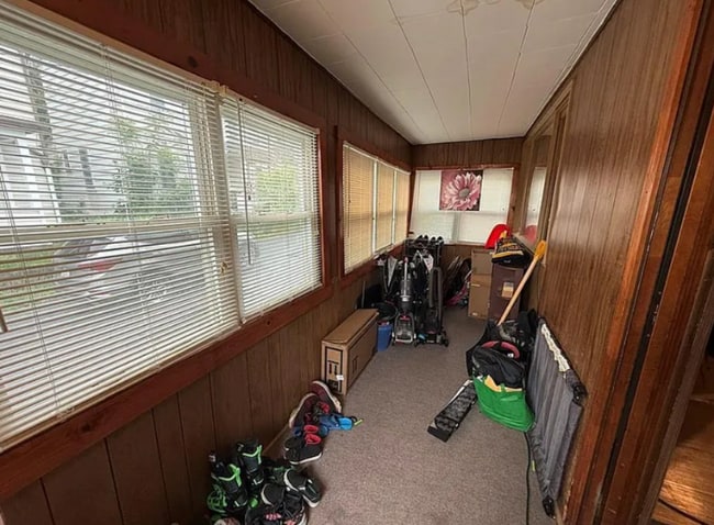 Photo - 190 Beatty Ave