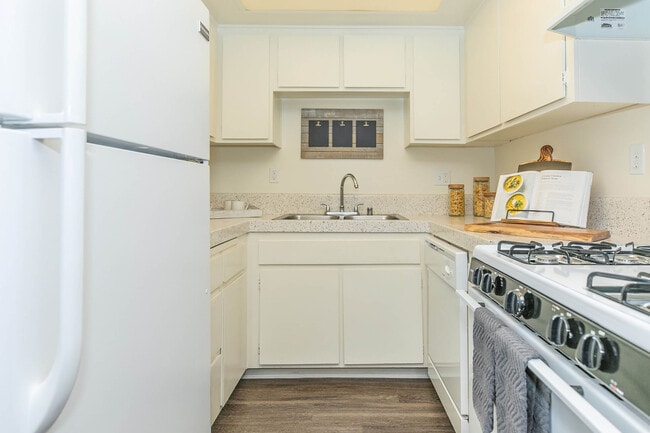 Photo - R.C. Briarwood Apartment Homes