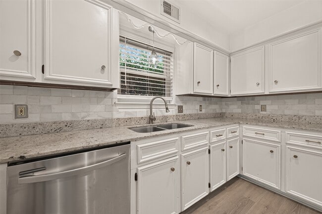 Photo - 12619 Chriswood Dr