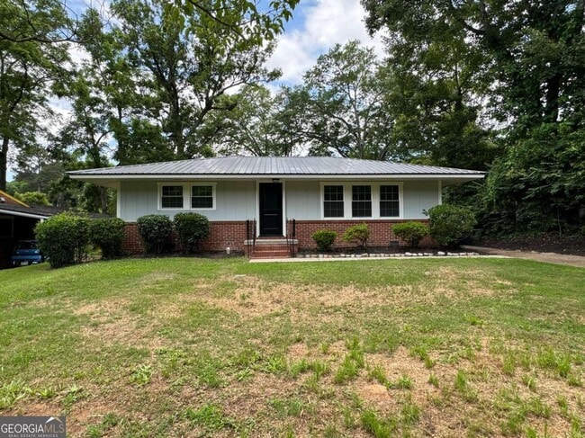 Building Photo - 285 Willow Run