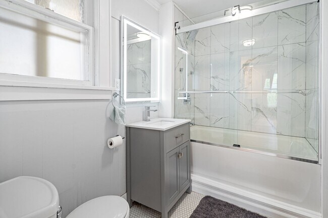 Photo - 202 Stewart Ave Unit 202-2