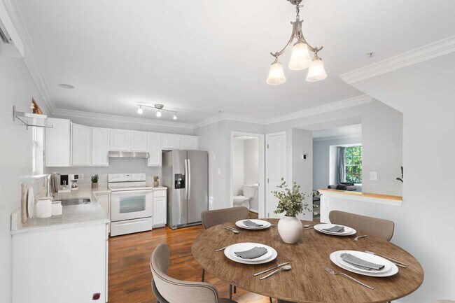 Photo - 207 Langdon Farm Cir