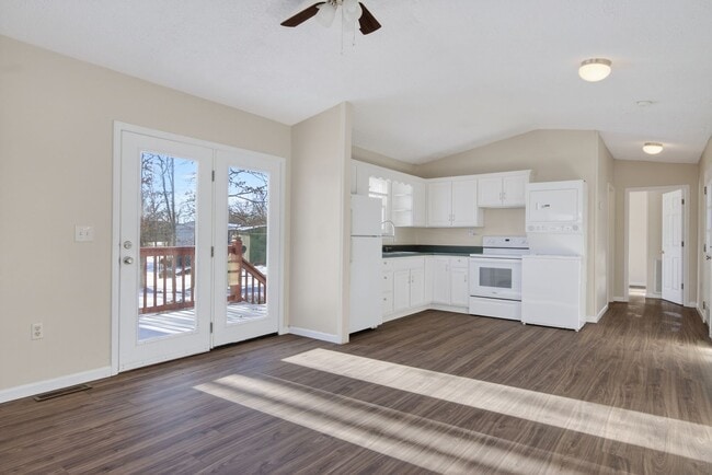 Photo - 1 bed/1 bath. Pet Friendly Travel Nurse