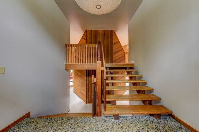 Photo - Dock, Space & Views