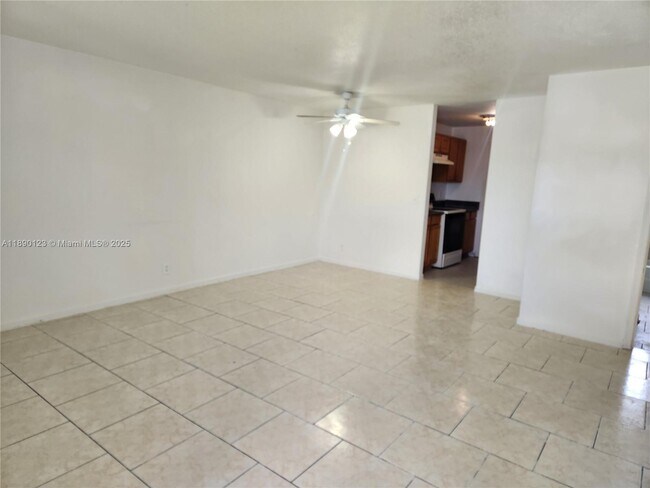 Photo - 361 Silver Beach Rd Unit 363