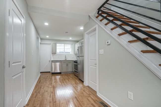 Photo - 1918 Pierce St