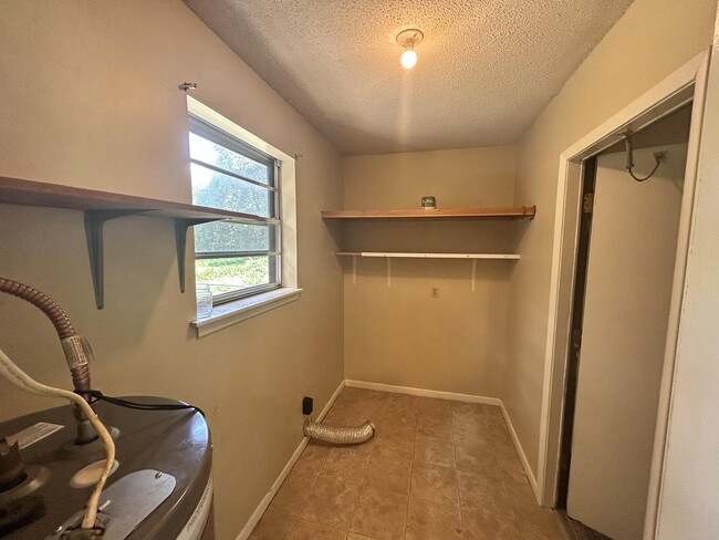 Photo - 1511 Texas Pkwy