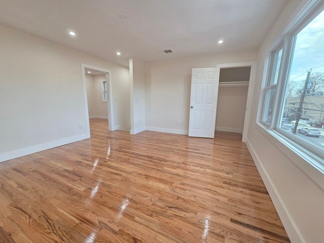 Photo - 120 W 44th St Unit 2