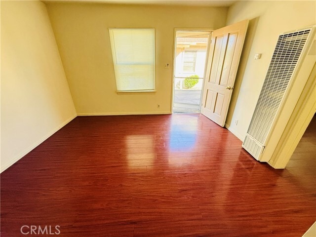 Building Photo - 1117 Okoboji Dr