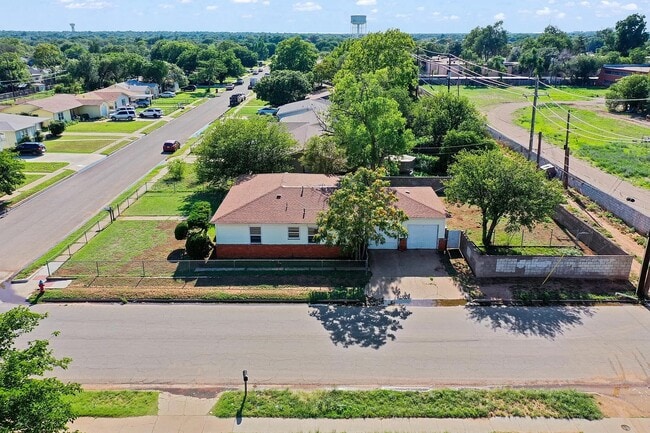 Photo - 1902 36th St