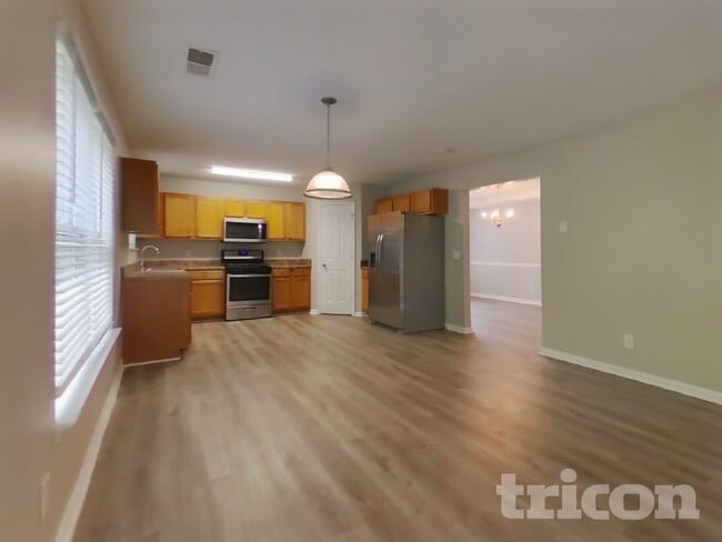 Photo - 6010 Horseshoe Ln