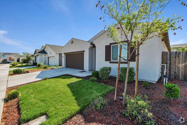 Building Photo - 830 Holdenhurst Ln Rental