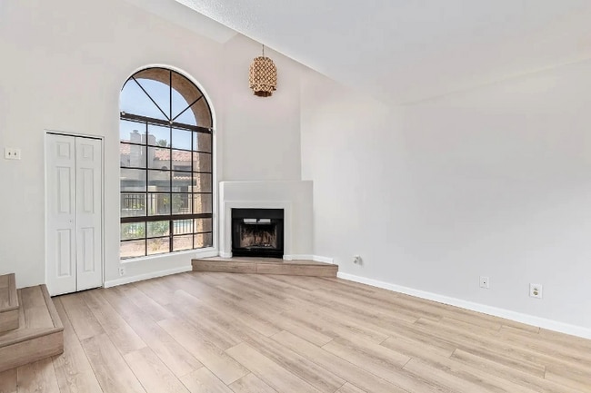 Photo - 1025 E Highland Ave