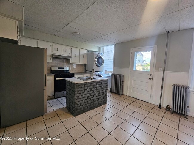 Photo - 28 E Columbus Ave