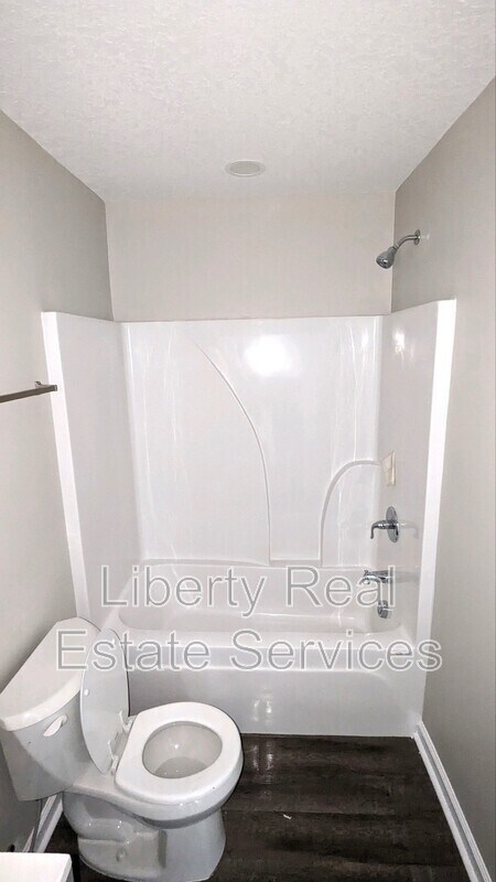 Photo - 1474 Kelly Dr Unit Apt 9